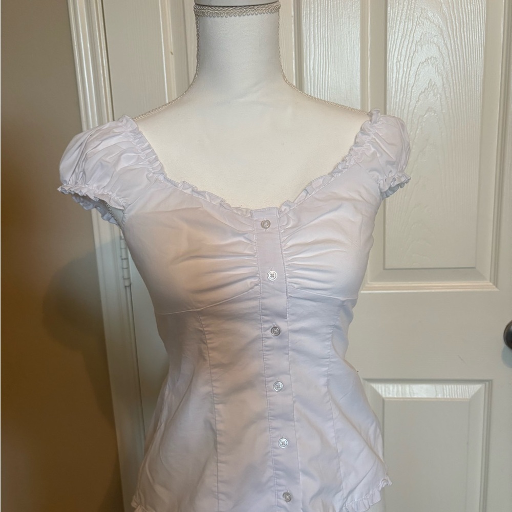 Hollister White Ruffled Button-Up Blouse